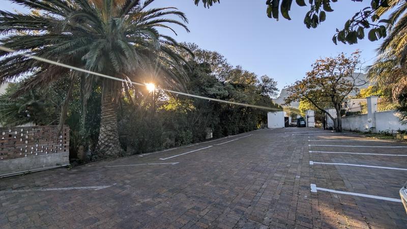 To Let Commercial Property for Rent in Hout Bay Western Cape